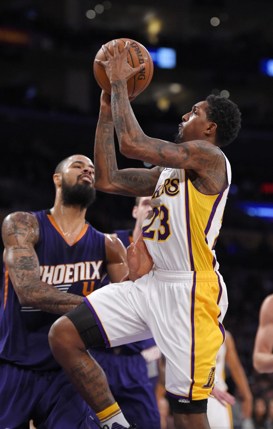 尤其是前锋 尤其是前锋