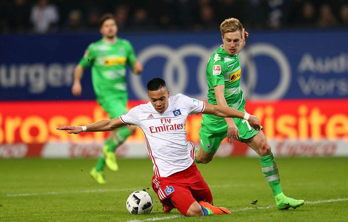 的半场表现 的半场表现