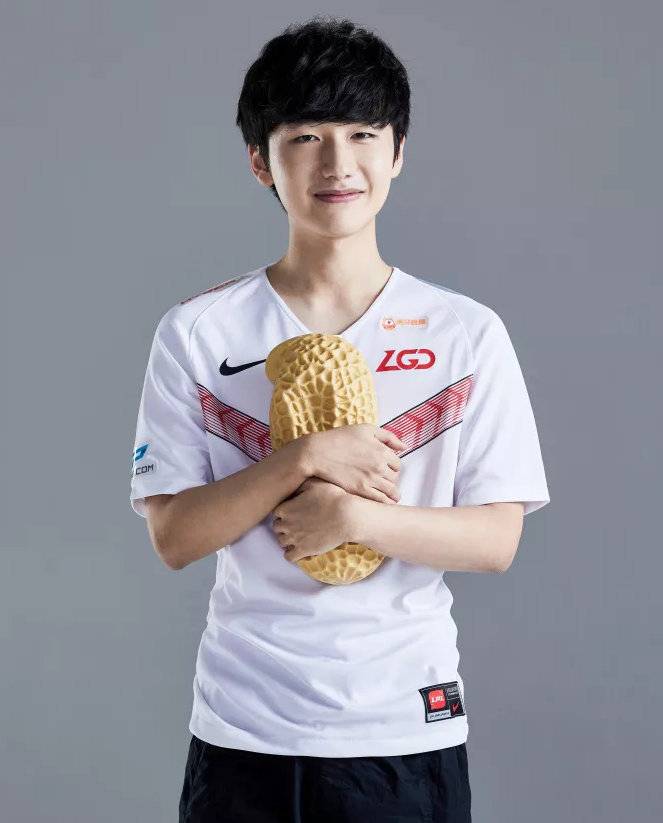 蒙德严密的 蒙德严密的