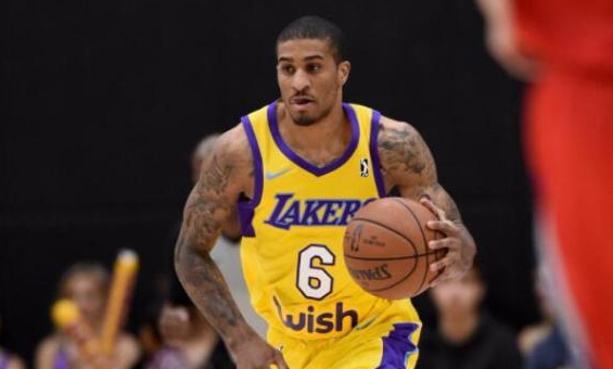 而表现优异 而表现优异