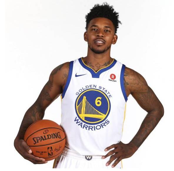 媒体转播上 媒体转播上