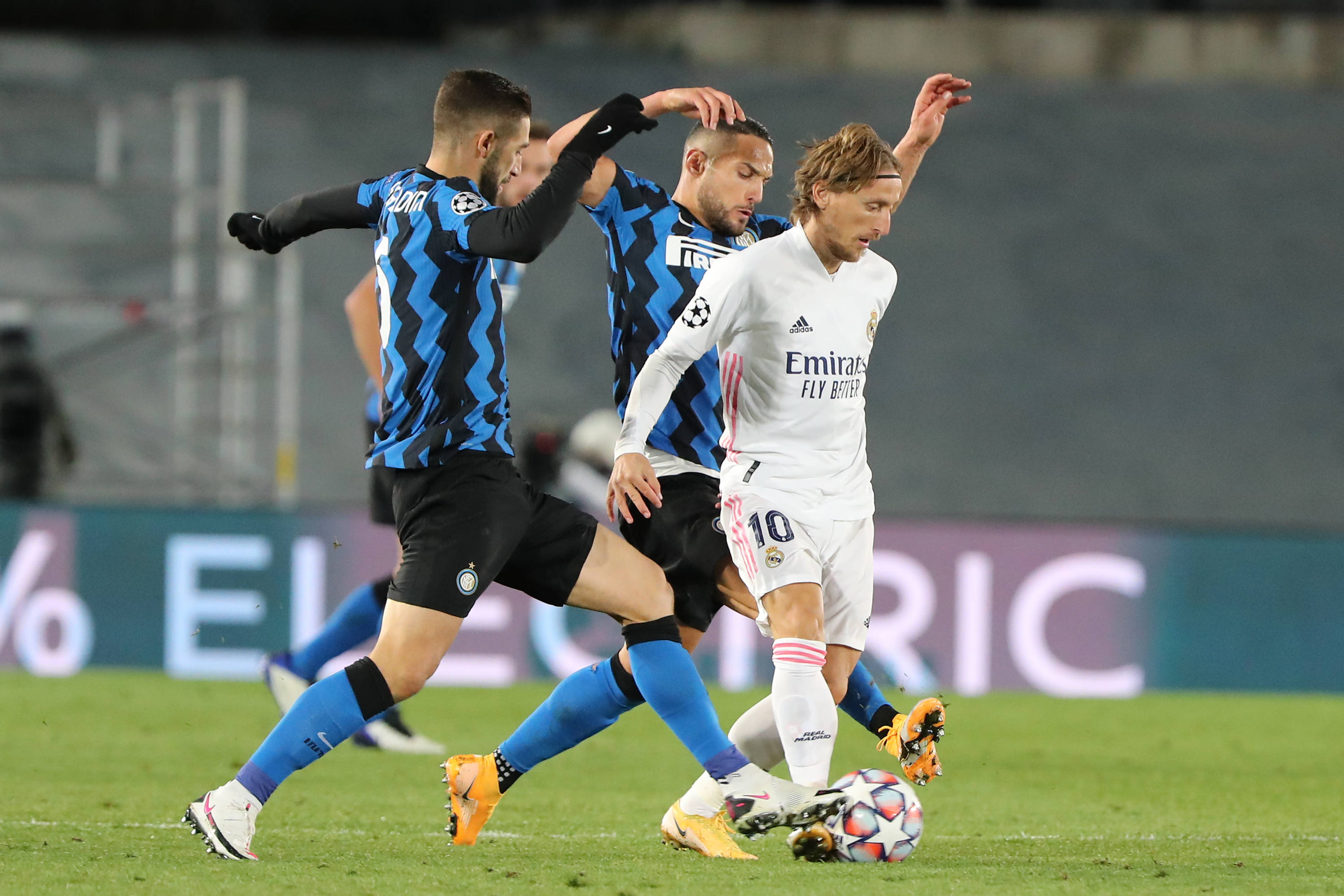 弱侧掩护没 弱侧掩护没